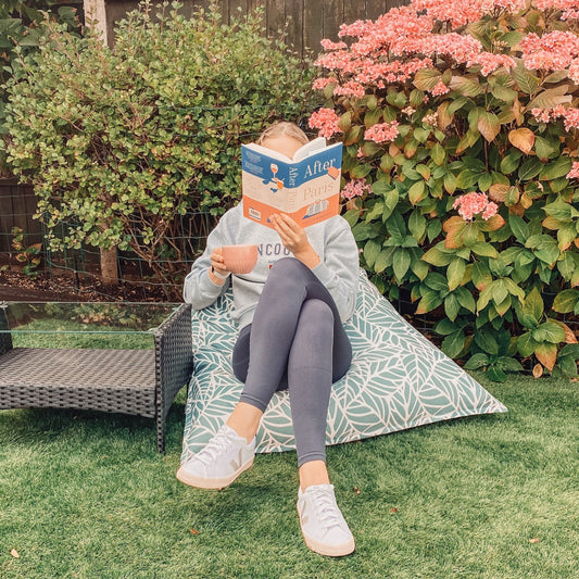 How to Create a Cosy Reading Space Outdoors